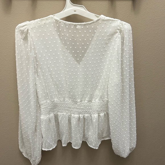 Two blouses size Large - Picture 5 of 5